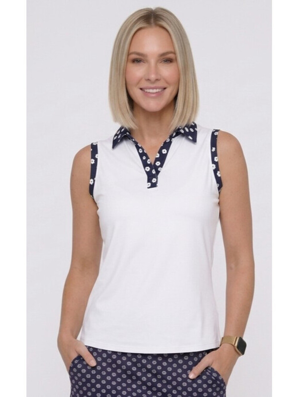 NEW BELYN KEY Floral Toss Print Action Sleeveless Golf Shirt Top Polo SMALL NWT